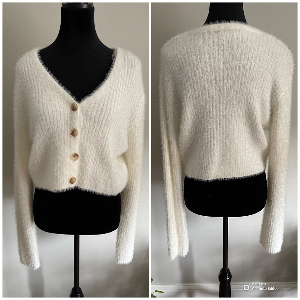 Francesca's Off White Fuzzy Cardigan - Picture 2 of 7